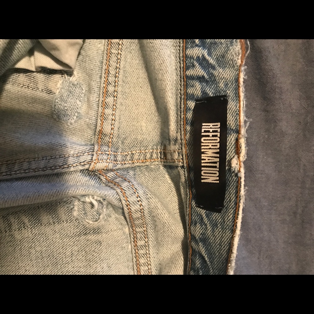 Reformation VINTAGE redone Levi's - Picture 5 of 6
